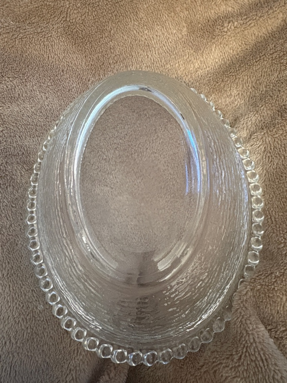 Indiana Glass Bunny on Nest - Picture 9 of 10